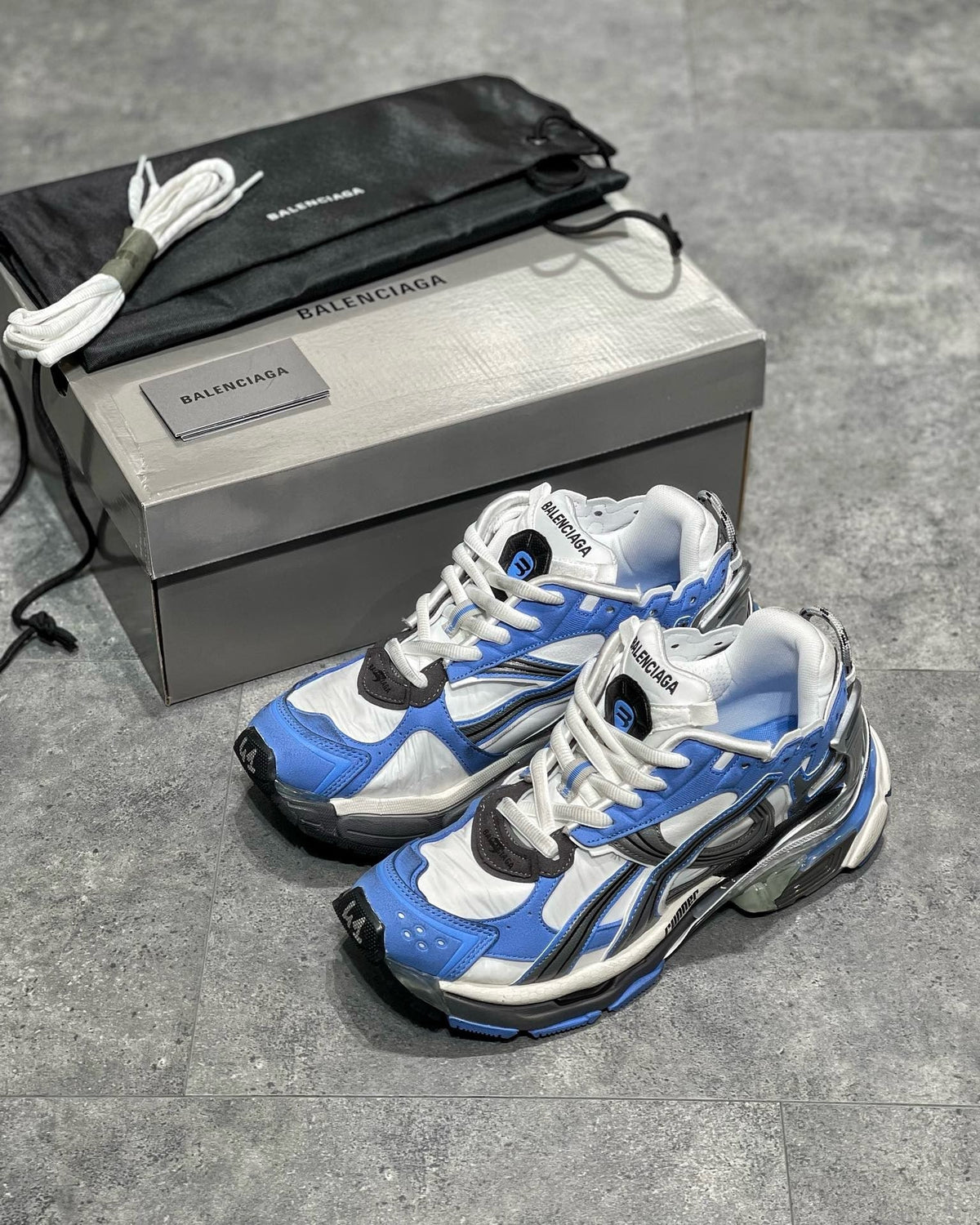 BLCG Sneakers