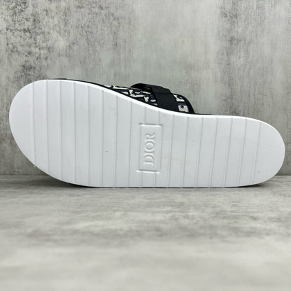 DIO Sandals