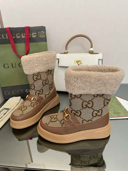 HORSEBIT SNOW ANKLE BOOTS IN ECRU BEIGE MONOGRAM JACQUARD FABRIC MIX BROWN CALFSKIN AND LAMB WOOL LINING