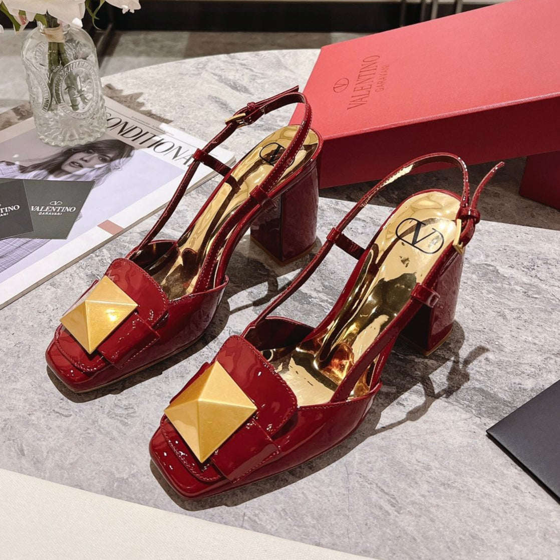 ONE STUD RUBY RED PATENT LEATHER LACE-UP HIGH HEELS 85 MM