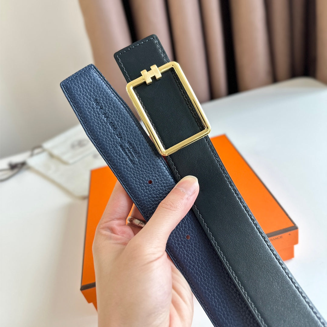 HM TUBE H BELT BUCKLE & REVERSIBLE BLACK AND AEGEAN BLUE LEATHER STRAP 38MM GOLD HARDWARE
