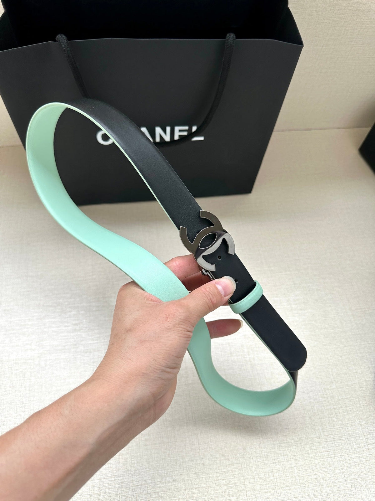 CC 30MM BELT IN GREEN MINT AND BLACK CALFSKIN WITH SILVER HARDWARE