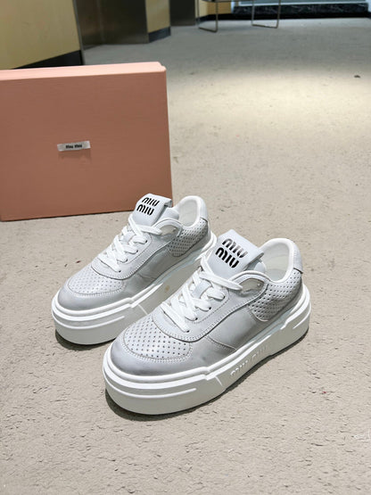 Sneakers Thick-soled Light Gray Cowhide