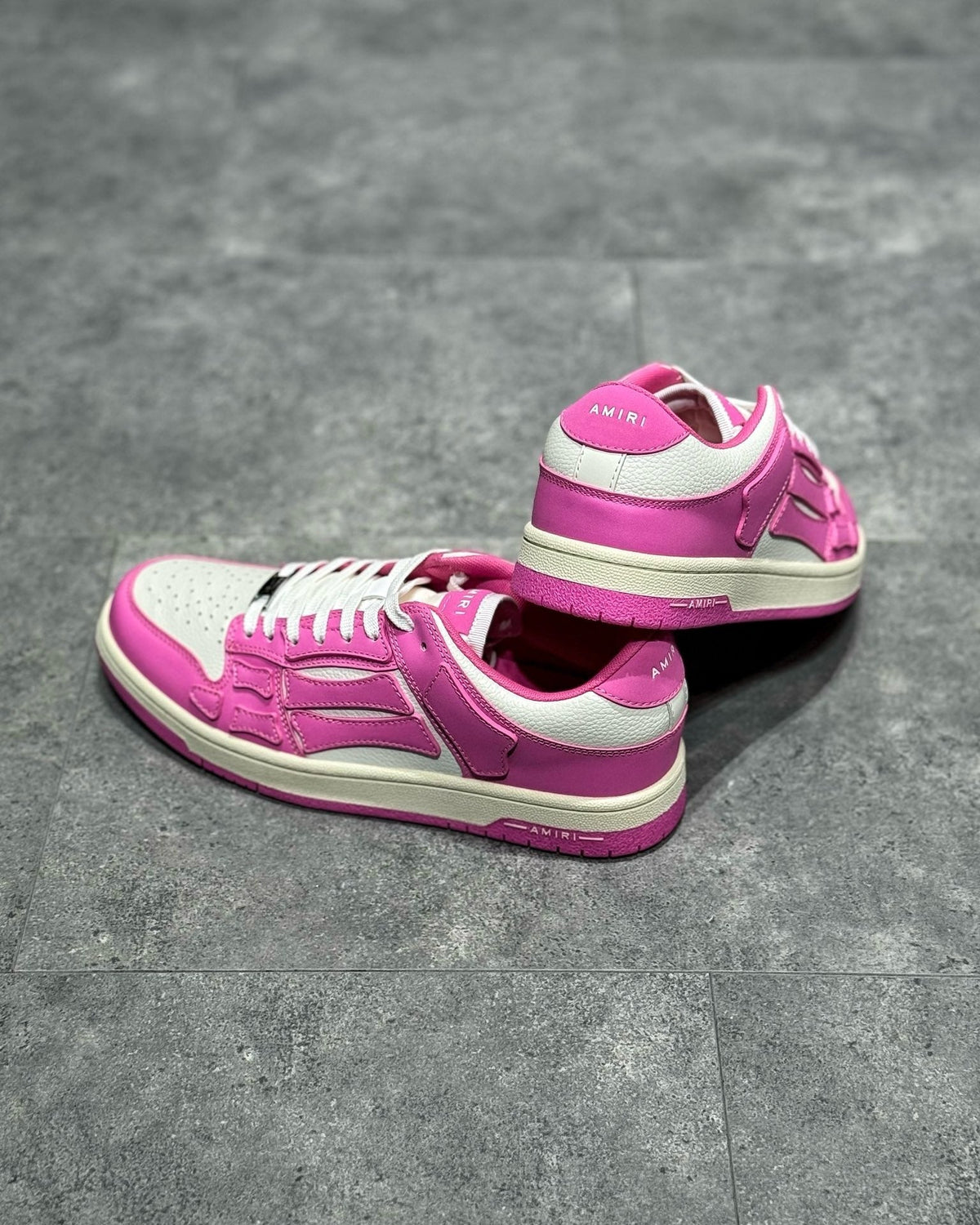 AMR Sneakers
