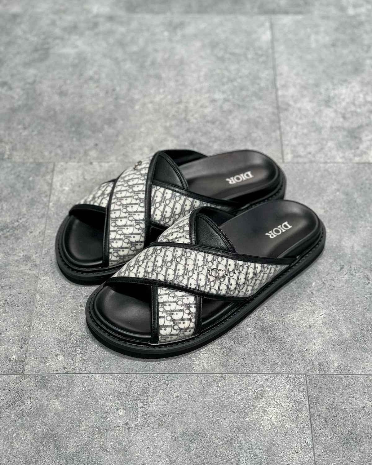 CD SANDALS