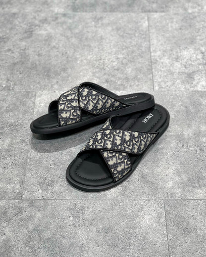 CD SANDALS