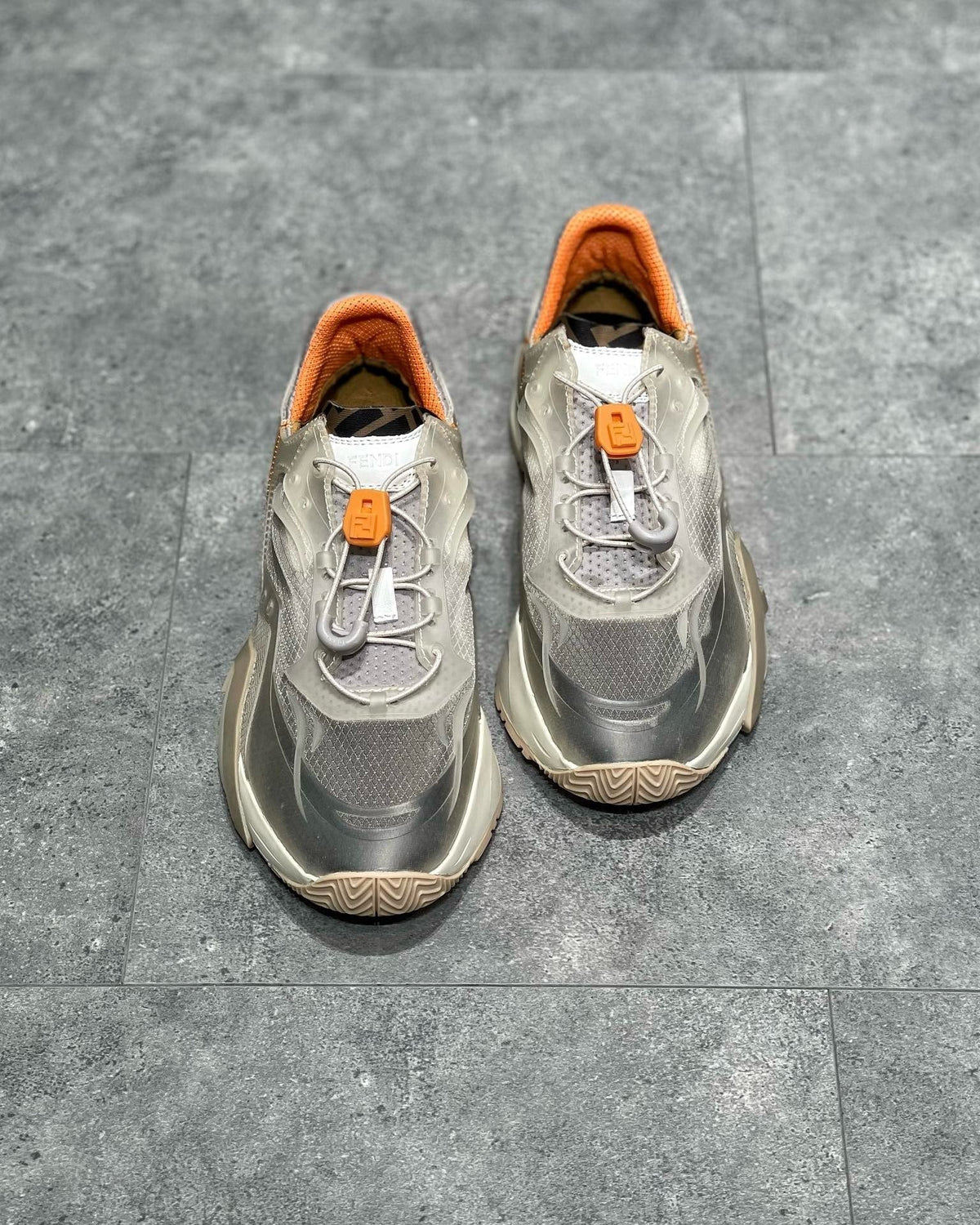 FEN Sneakers