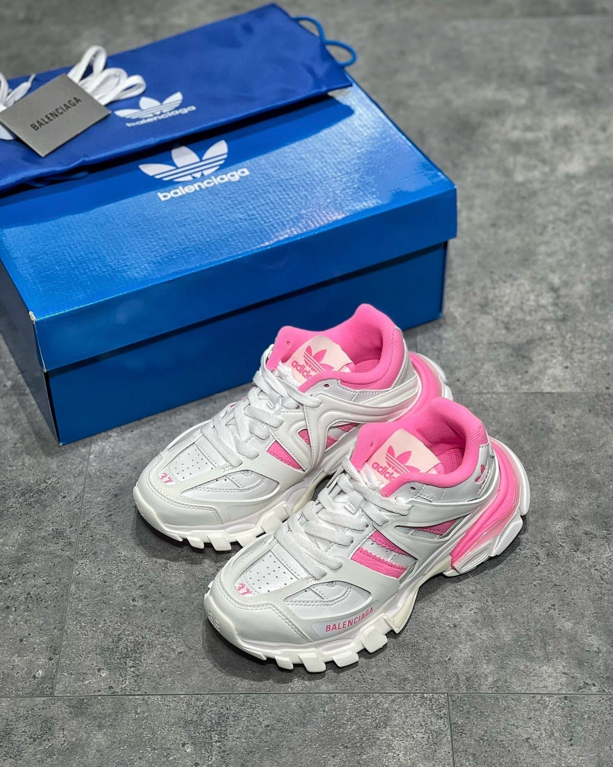 BLCG Sneakers
