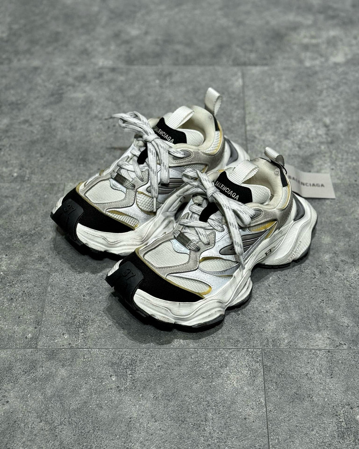 BLCG Sneakers