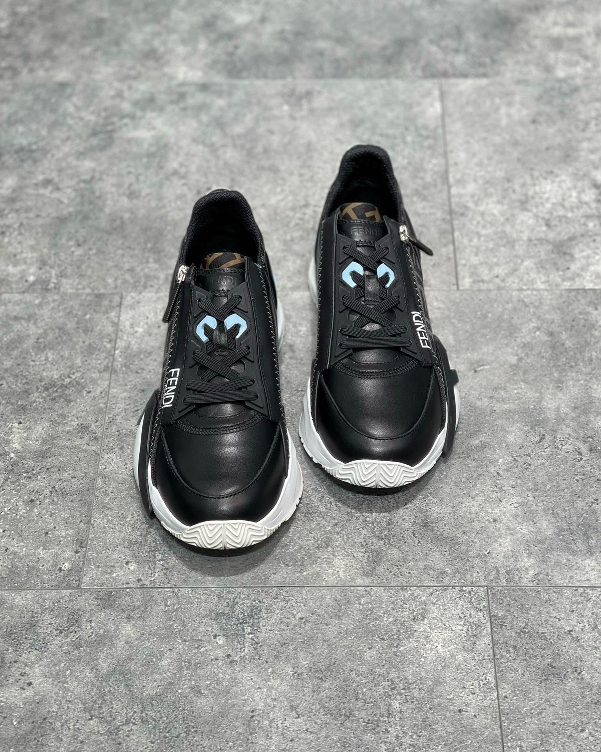 FEN Sneakers