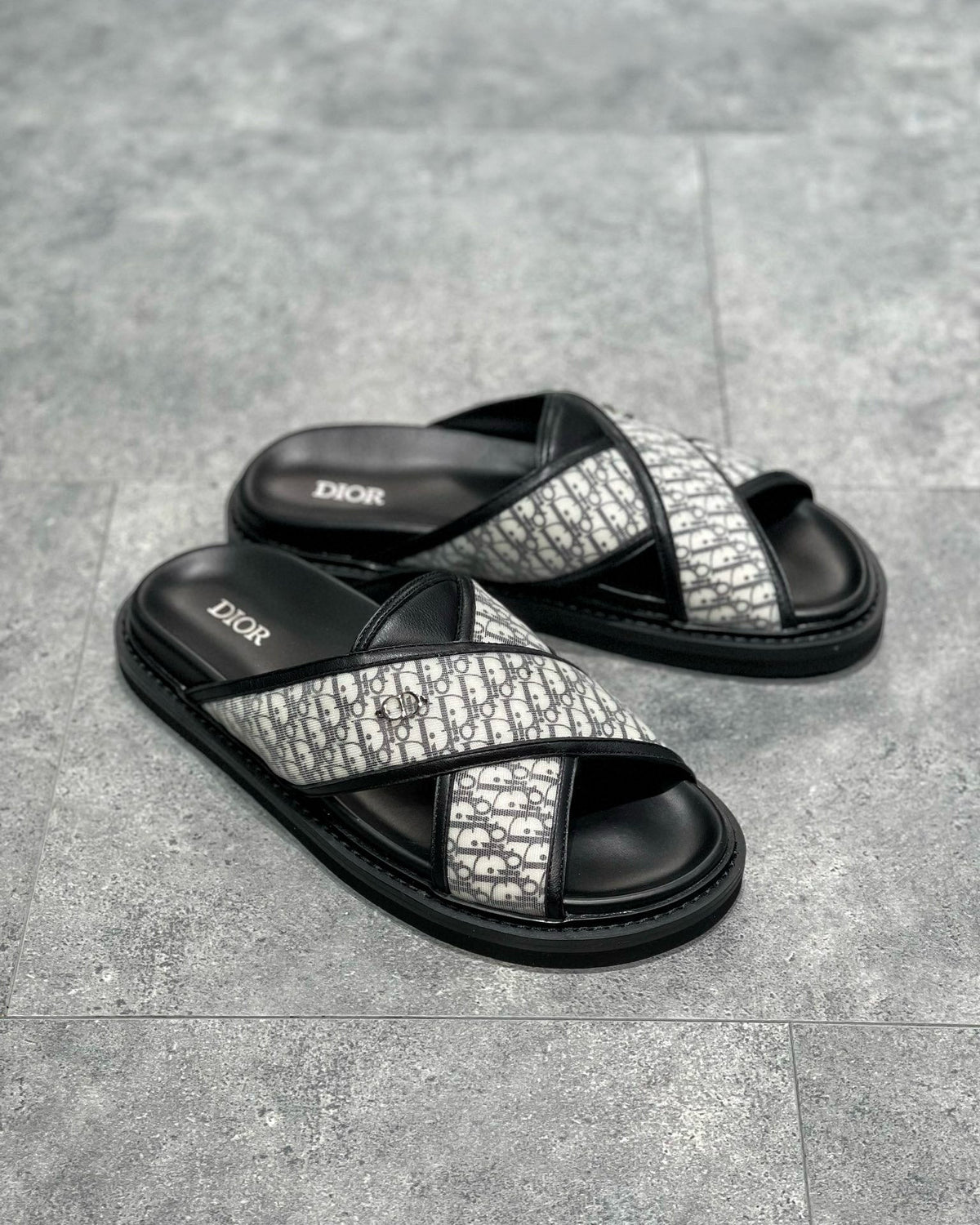 CD SANDALS