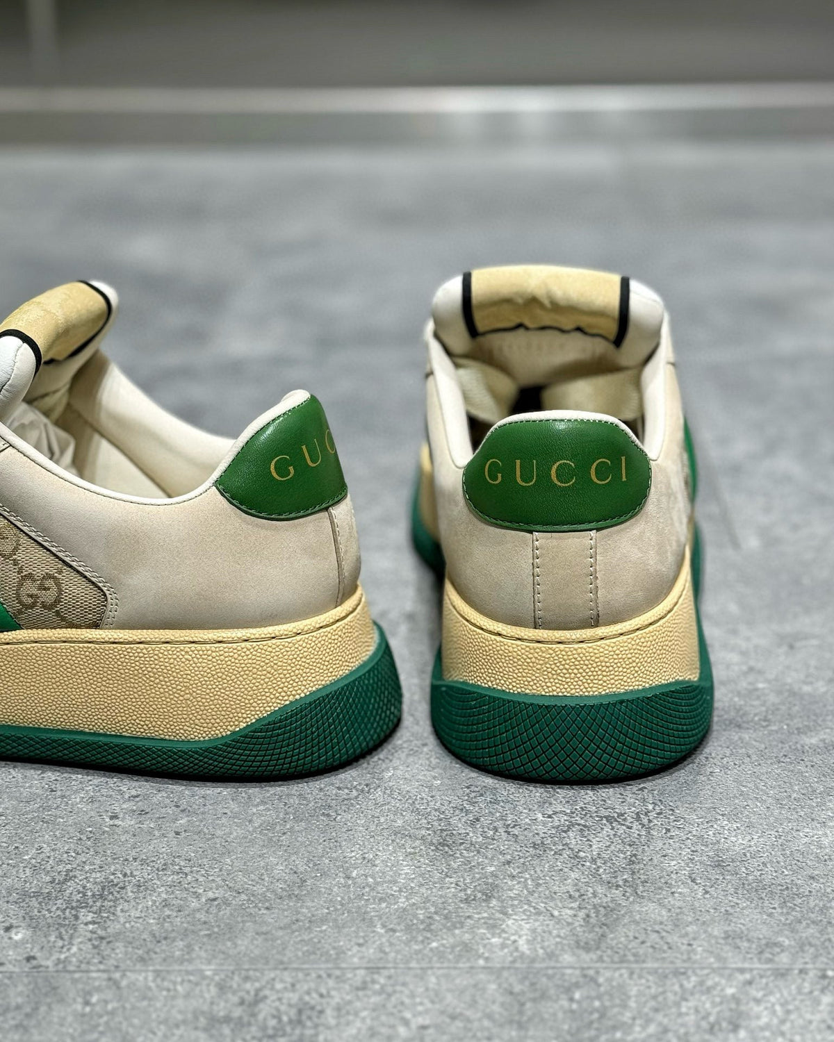 GUC Sneakers