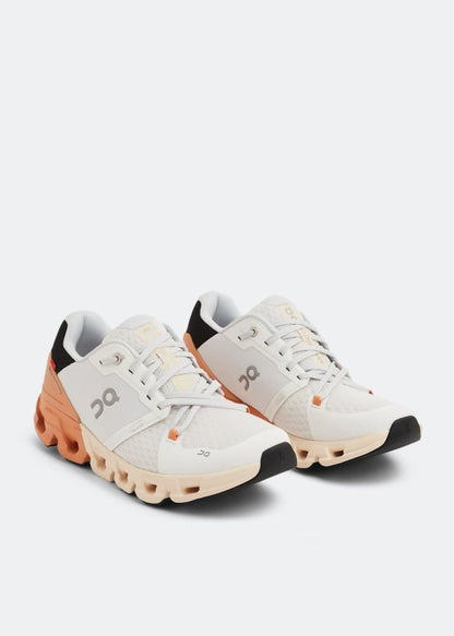 On Cloud flyer 4
