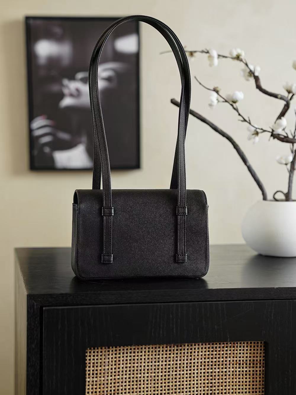 Chanel 2026 Bag 22cm Black Grained Shiny Calfskin