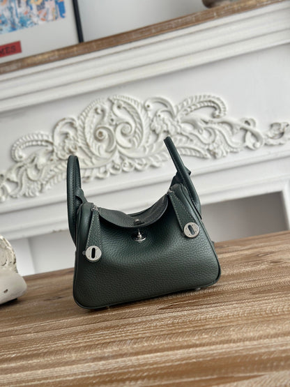 High-end Hermes 2026 Lindy Bag 19cm Togo Leather 2