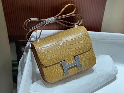 High-end Hermes 2026 Constance Bag 19cm Crocodile Leather