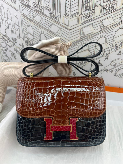 High-end Hermes 2026 Constance Bag 19cm Glossy Crocodile Leather