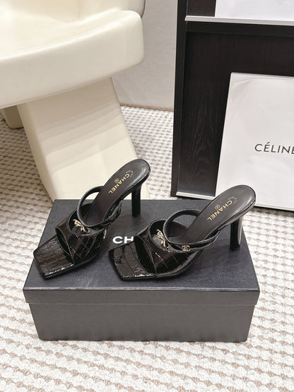 Chanel 2026 High-Heeled Crocodile-Patterned Sandal Leather 930661