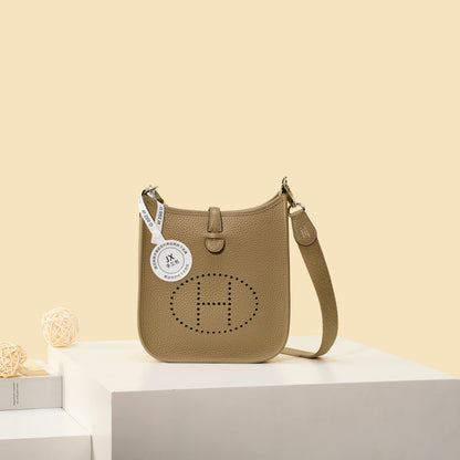 High-end Hermes 2026 Evelyne Bag 17cm Taurillon Clemence Leather 2