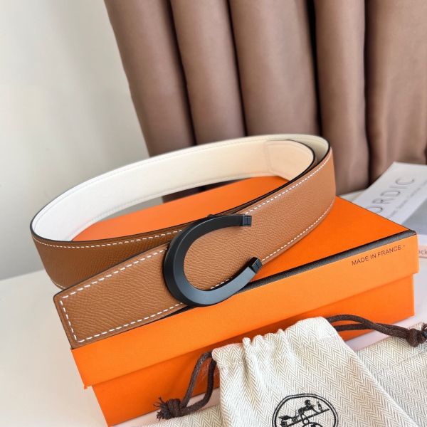 HERM Luck Reversible Belt 38MM in Epsom Leather with Black Buckle