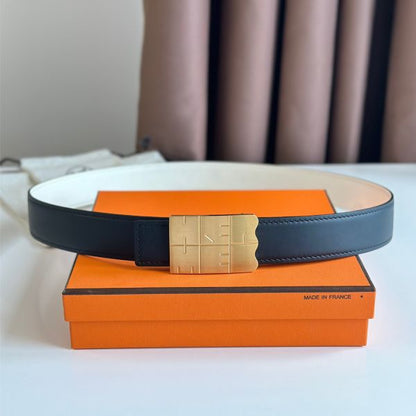 HERM Typo Reversible Belt 32MM in White Epsom Calfskin