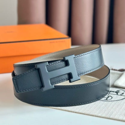 HERM H Reversible 32MM Belt with Matte Buckle in Grey Clemence Leather