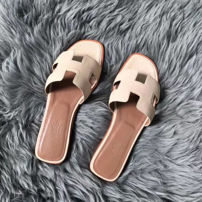 HERM Oran Sandals In Beton Clemence Leather