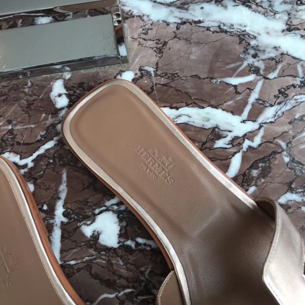 HERM Oran Sandals In Champagne Swift Leather