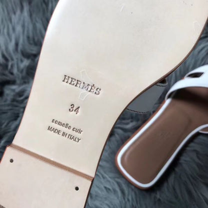 HERM Oran Sandals In White Swift Leather