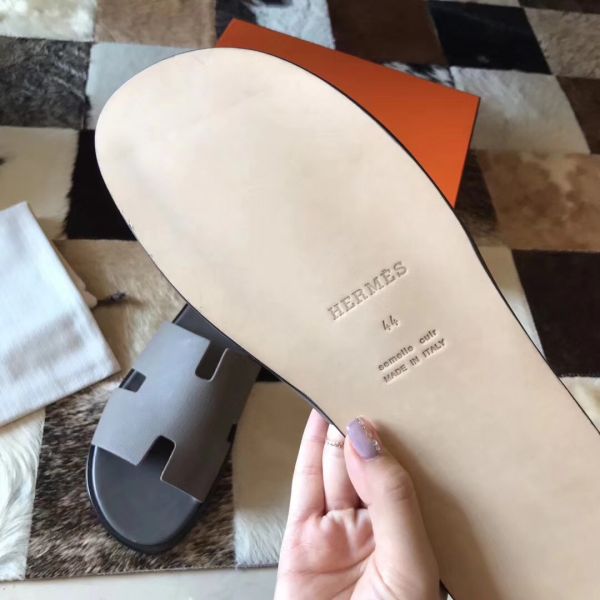 HERM Izmir Sandals In Grey Epsom Leather
