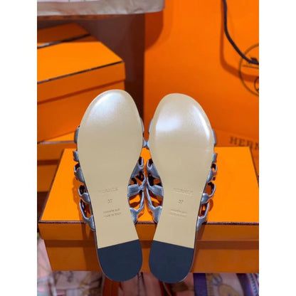 HERM Thalassa Sandals In Silver Metallic Calfskin