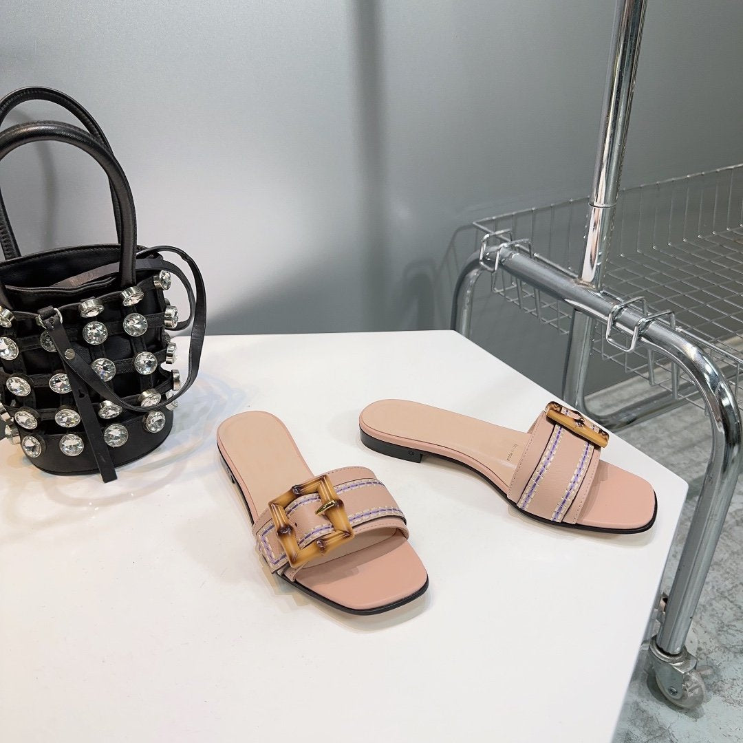 GG BAMBOO BUCKLE FLAT SANDALS BEIGE