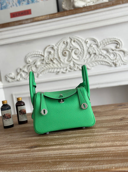 High-end Hermes 2026 Lindy Bag 19cm Togo Leather 1
