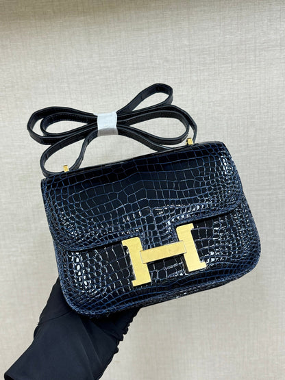 High-end Hermes 2026 Constance Bag 19cm Glossy Crocodile Leather