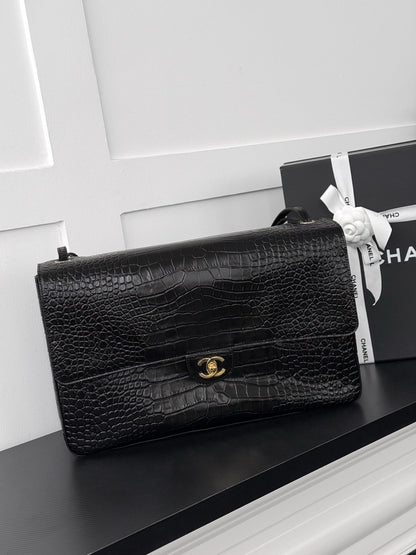 Chanel 2026 Maxi Flap Bag Suede Leather 167416