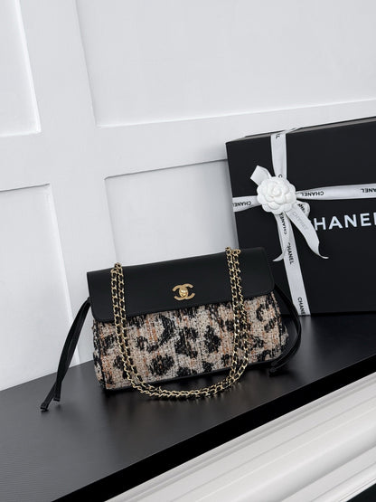 Chanel 2026 Chain Baguette 29cm Bag 167453