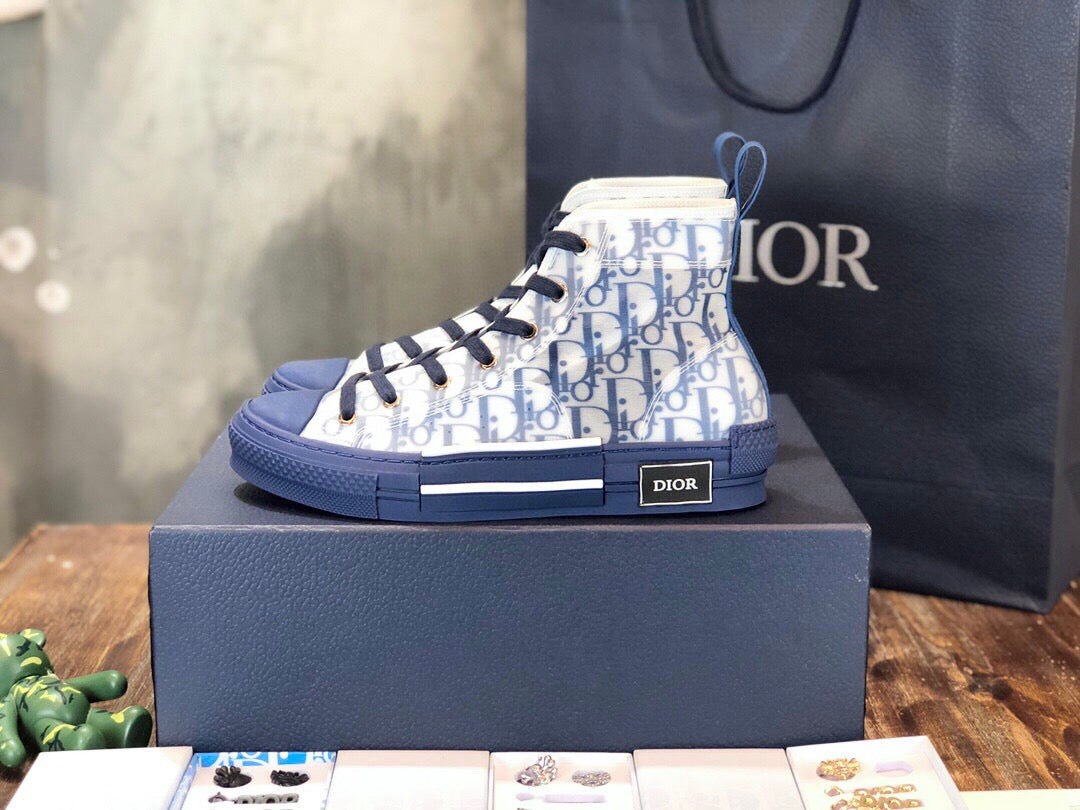 DIO Sneakers