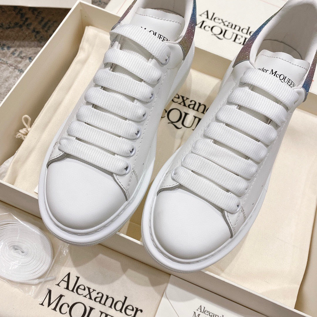 Sneakers & Shoes