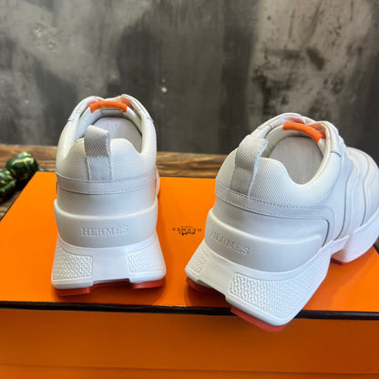 HERM Sneakers