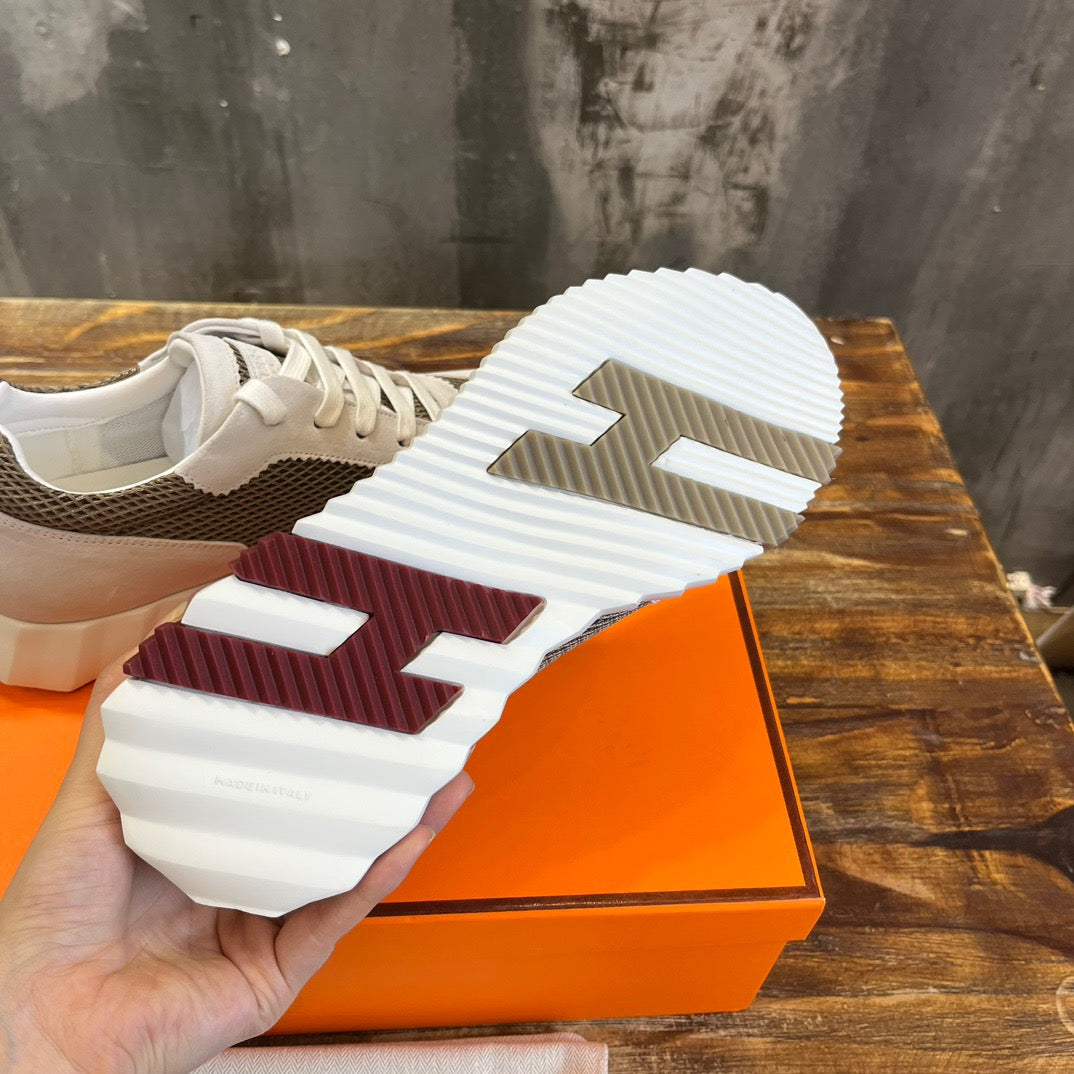 HERM Sneakers