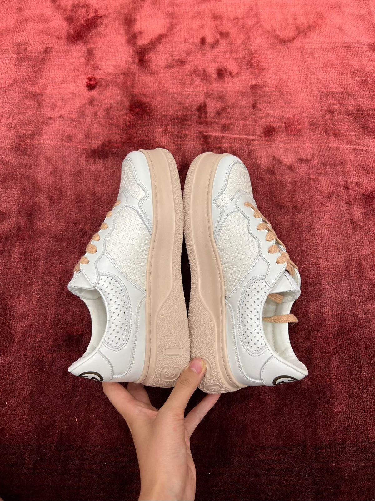 Sneakers & Shoes