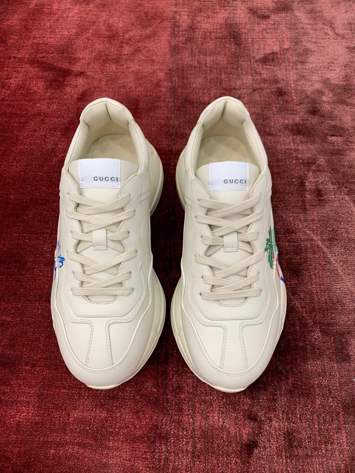 Sneakers & Shoes
