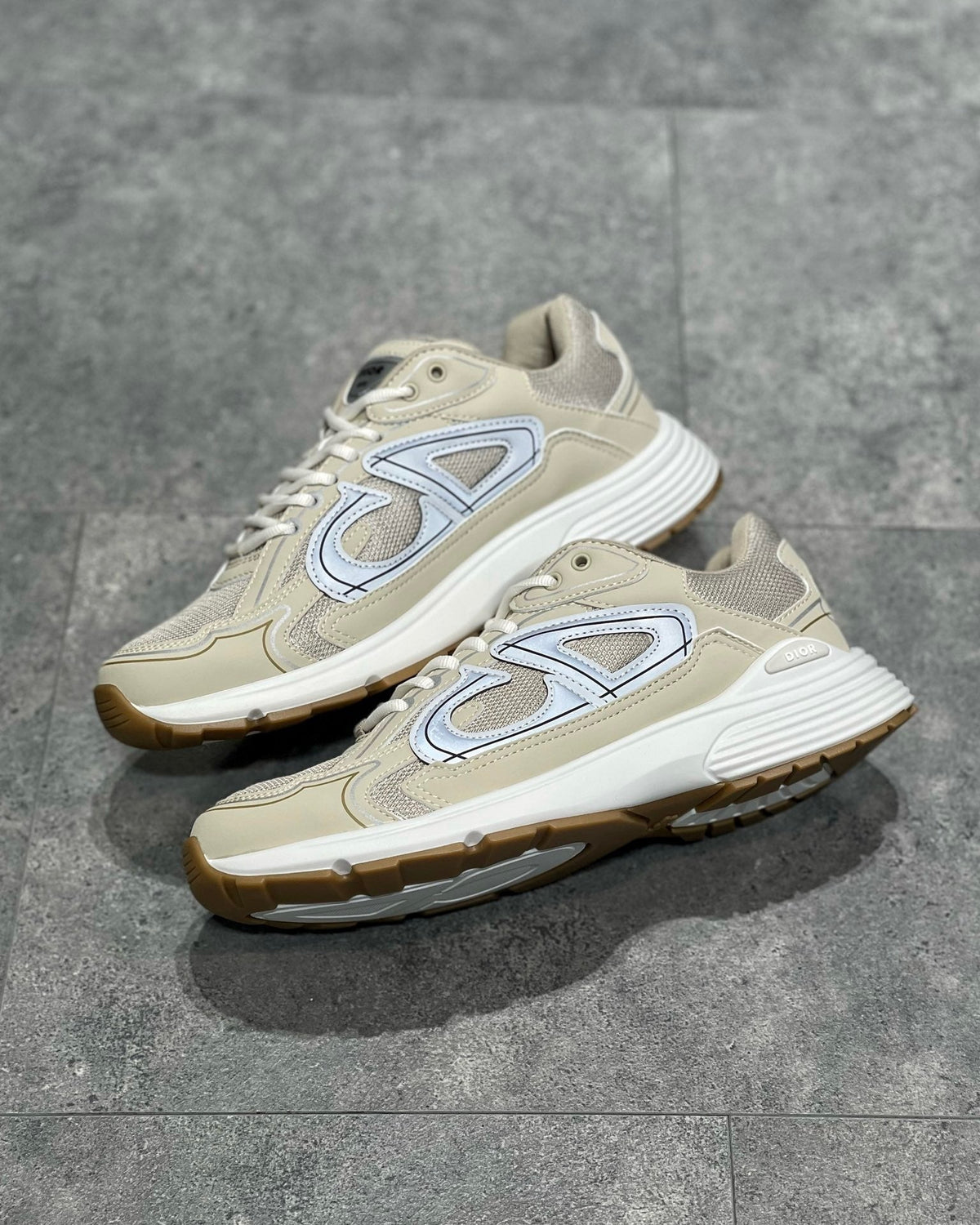 DIO Sneakers