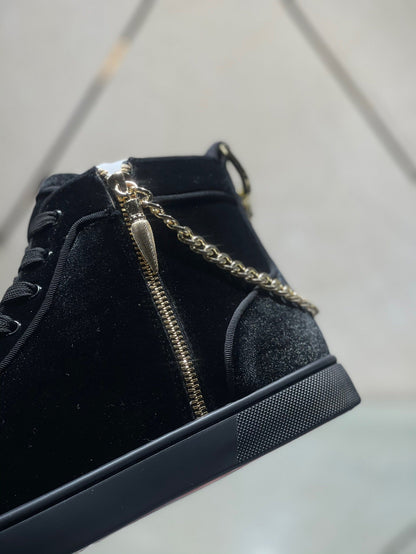 Sneakers & Shoes