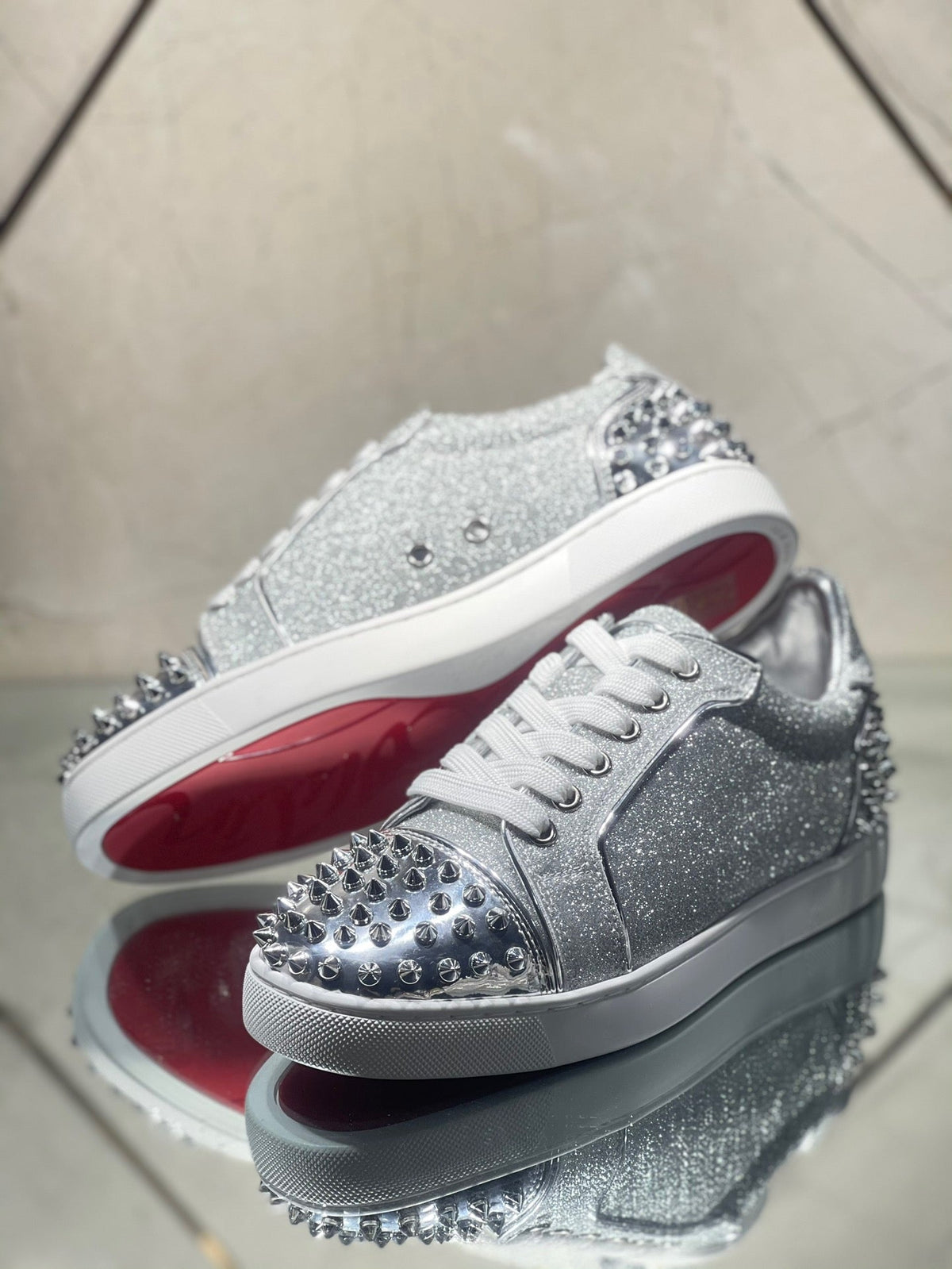Sneakers & Shoes
