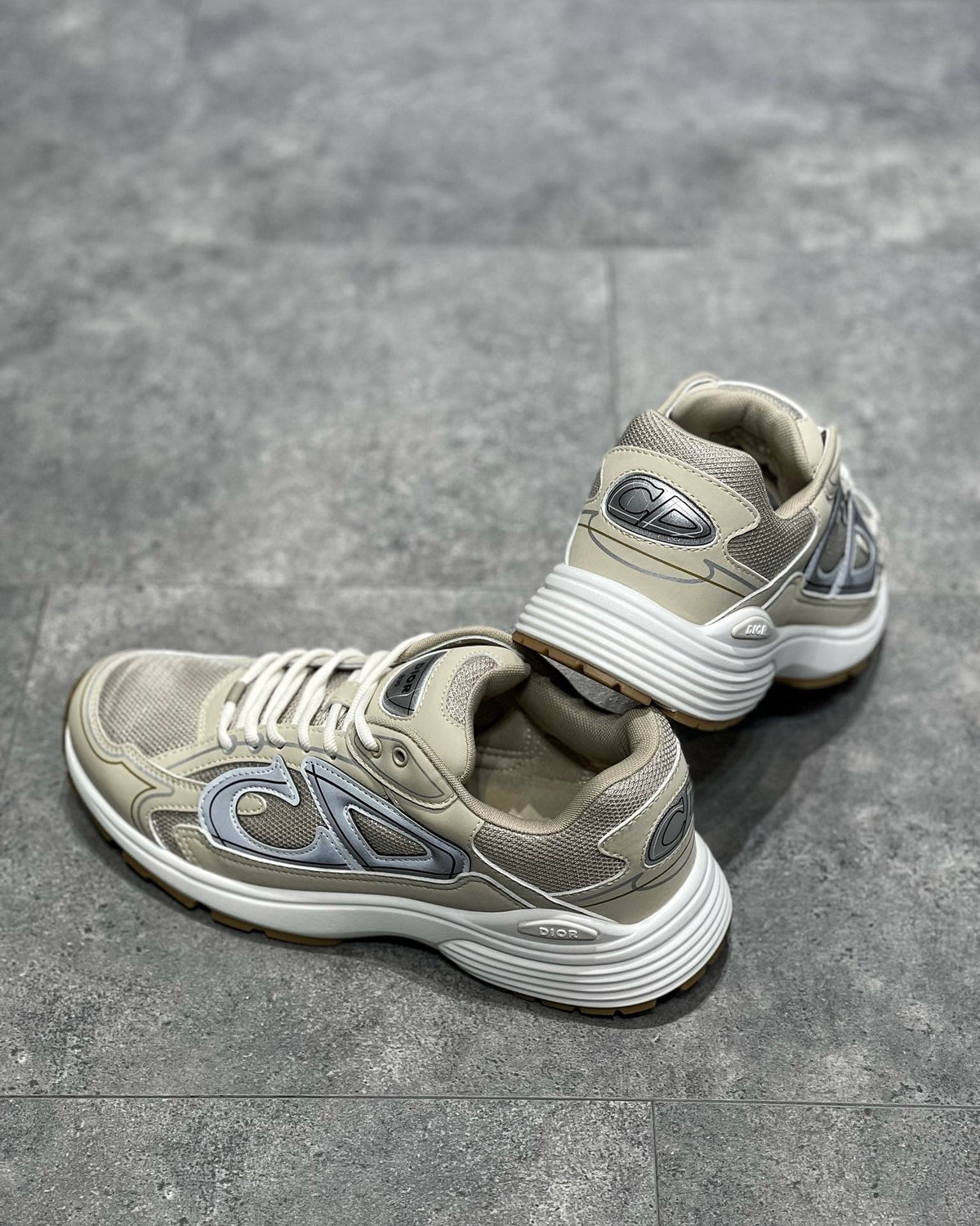 DIO Sneakers
