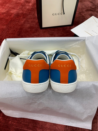 Sneakers & Shoes