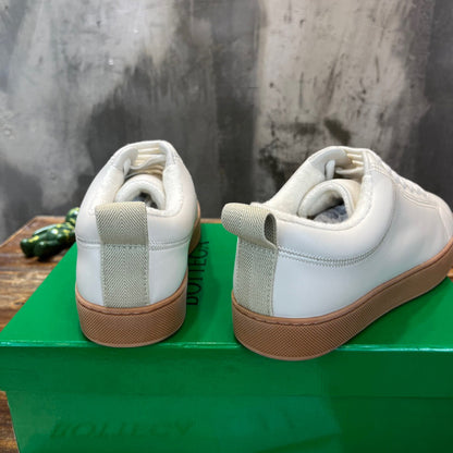 BV Sneakers