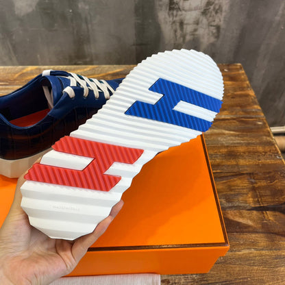HERM Sneakers