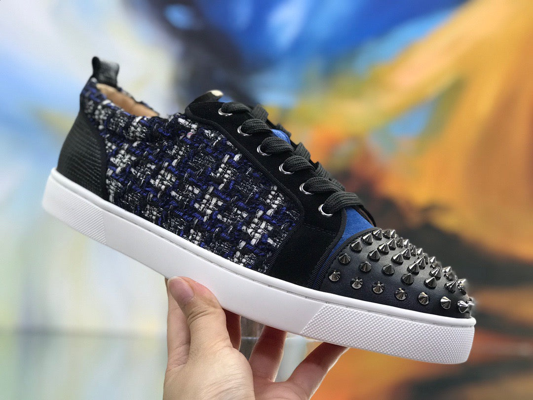 Sneakers & Shoes